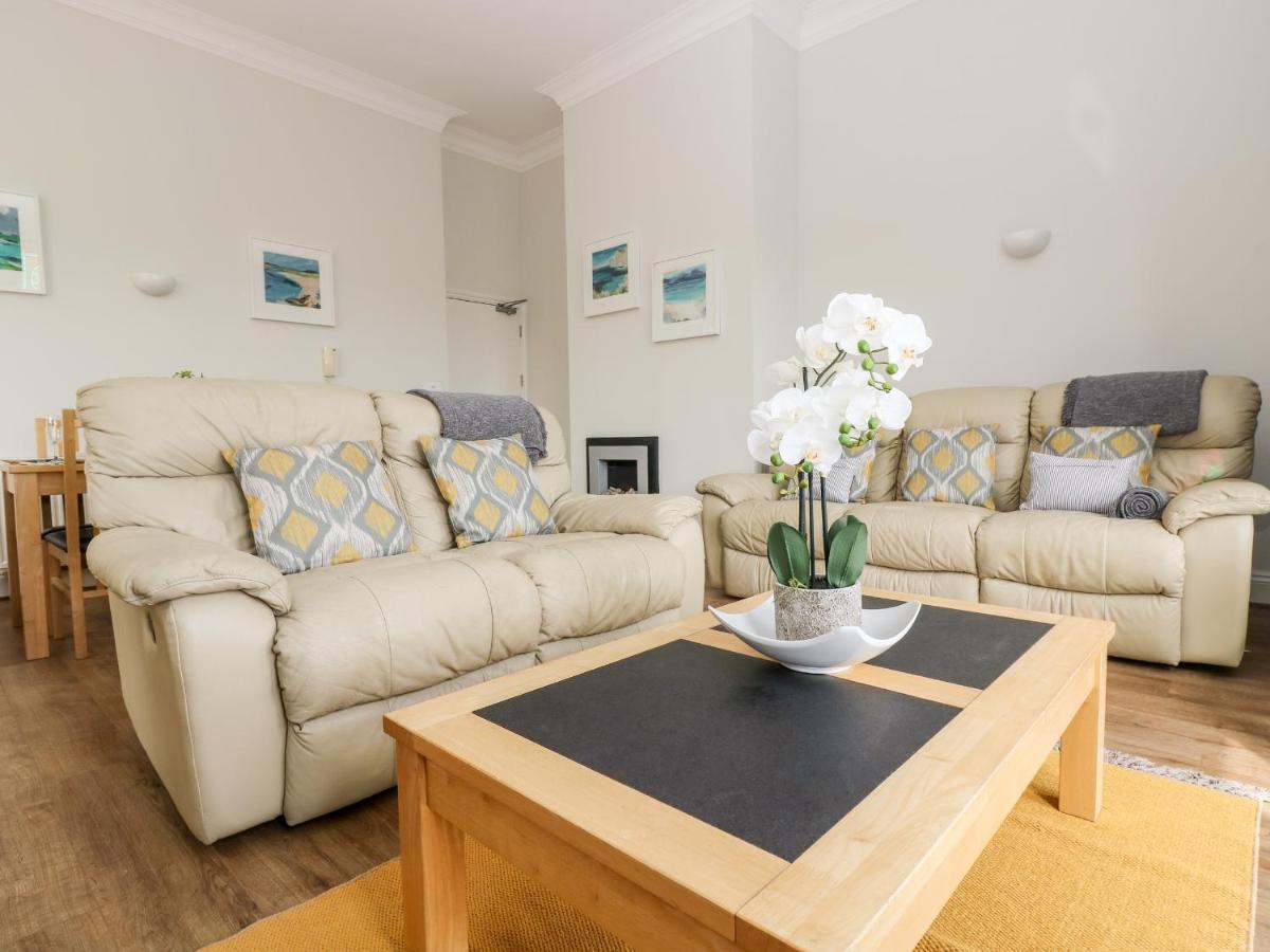 By The Sea Holiday home *